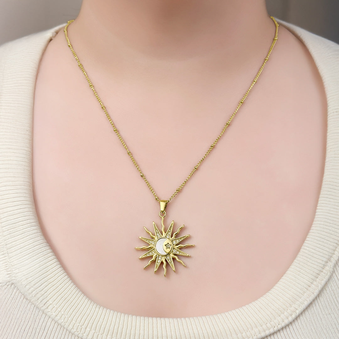 Ariana Sun and Moon Shell Necklace - Gold