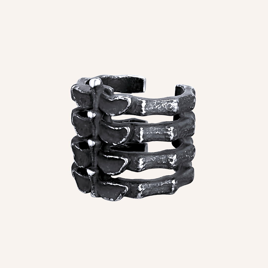 Mila Rib Cage Smoke Ring