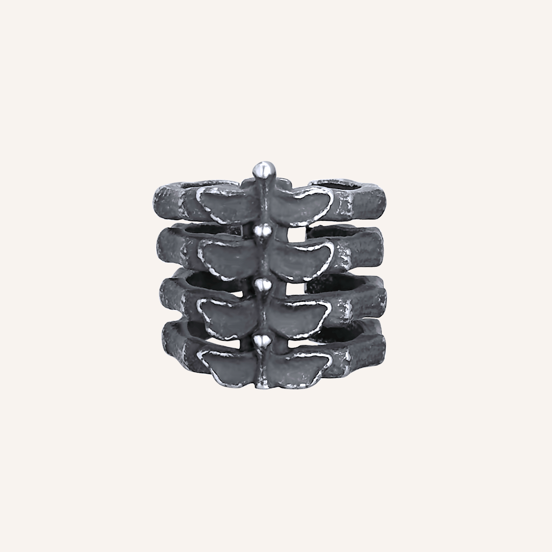 Mila Rib Cage Smoke Ring