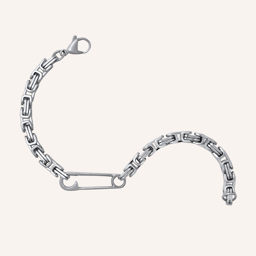 Show Safety Pin Box Chain Bracelet