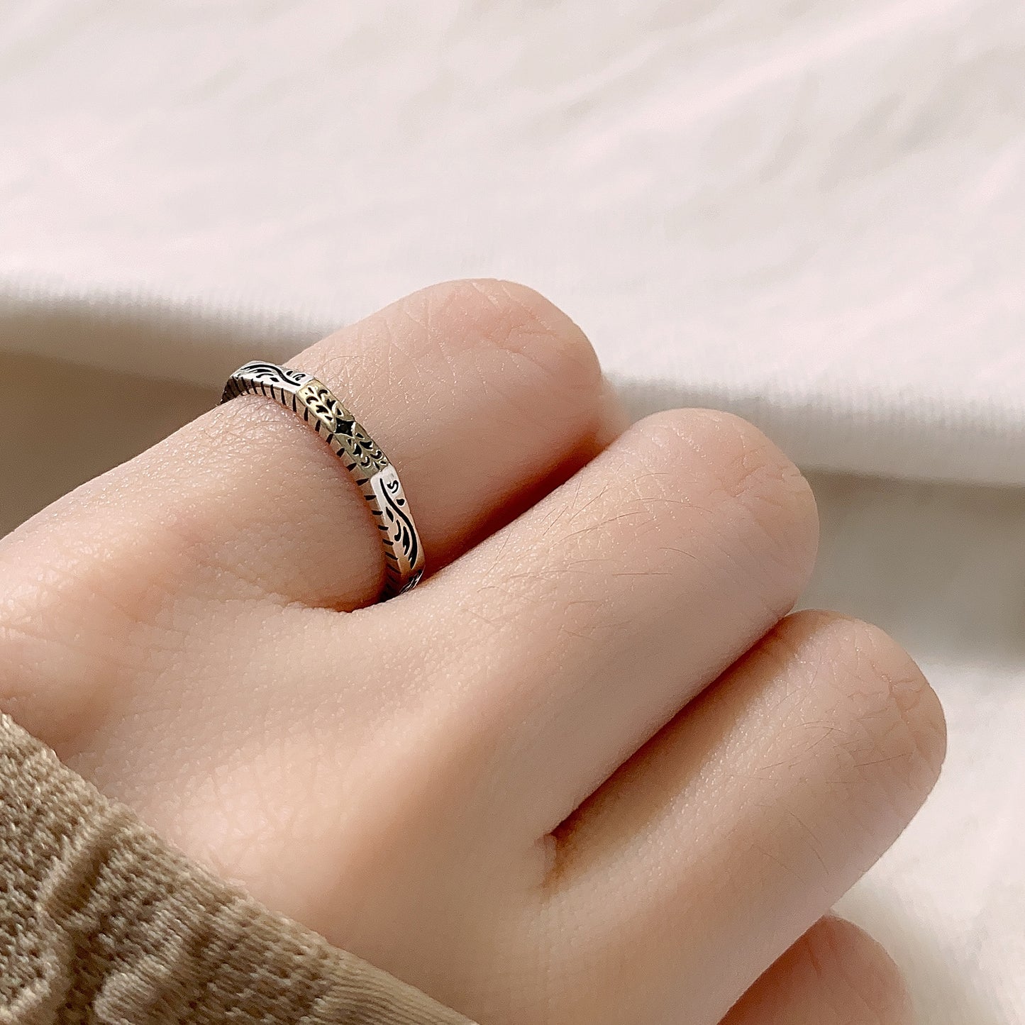 Suta Black Star Ring - S5-S8