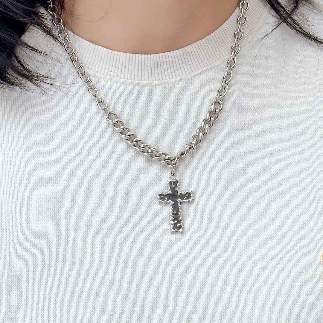 Guthrie Black Cross Chain Necklace - BLFX
