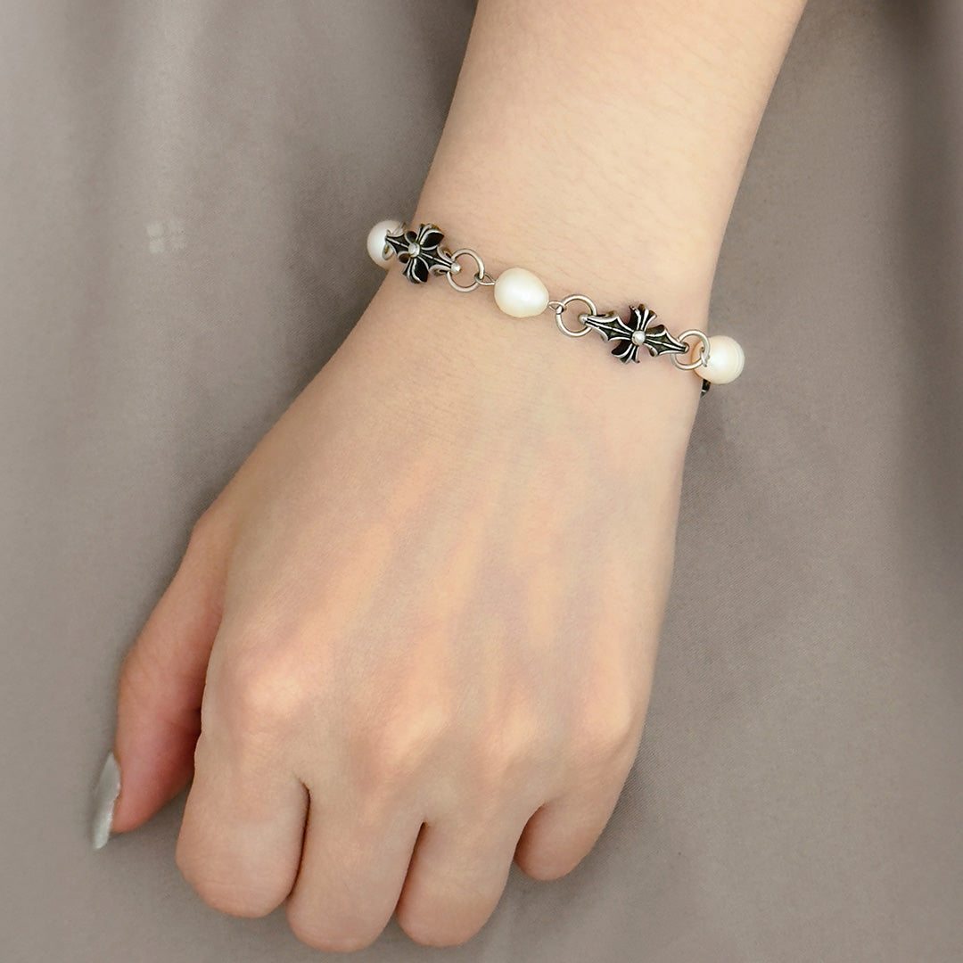 Avi Pointy Chrome Cross Bracelet - Pearl