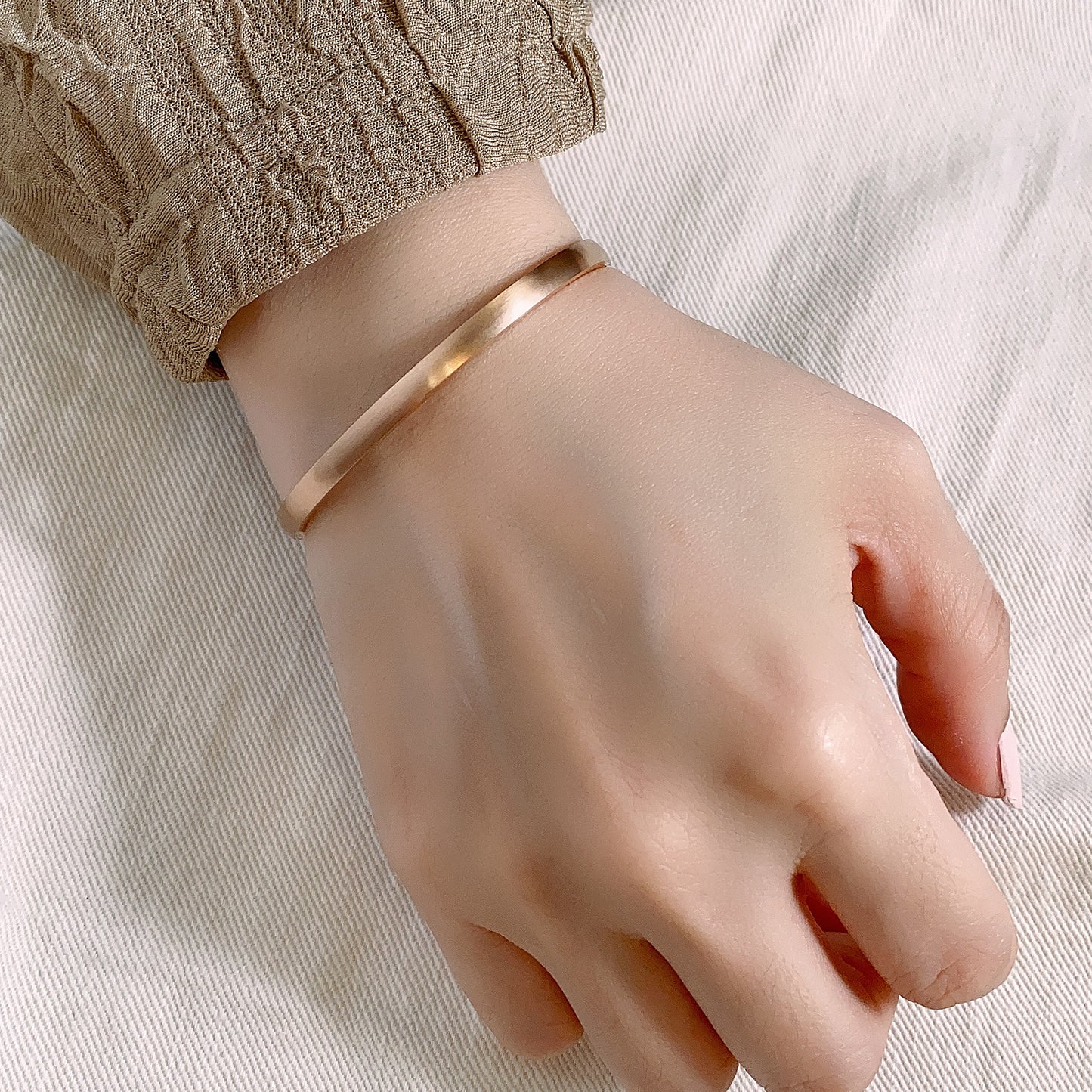 Calm Matte Plain Bangle 4mm - Rose Gold