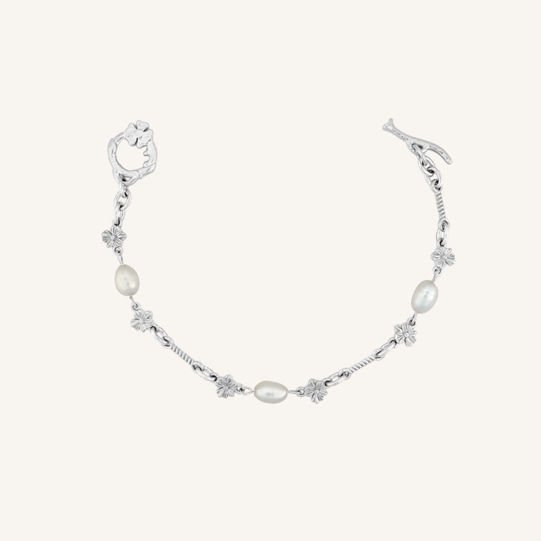 Camellia Flower Pearl Toggle OT Bracelet (Silver)