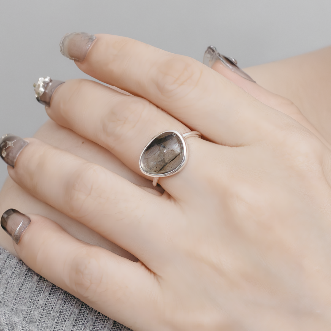 Cascade Labradorite Stone Adjustable Ring - Silver