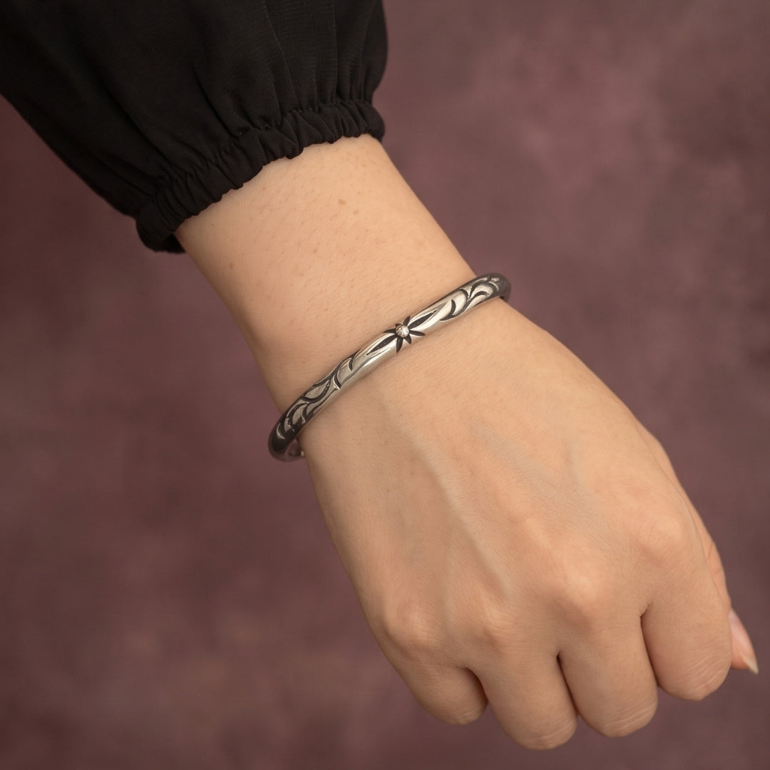 Cathedral Star Orna Cuff