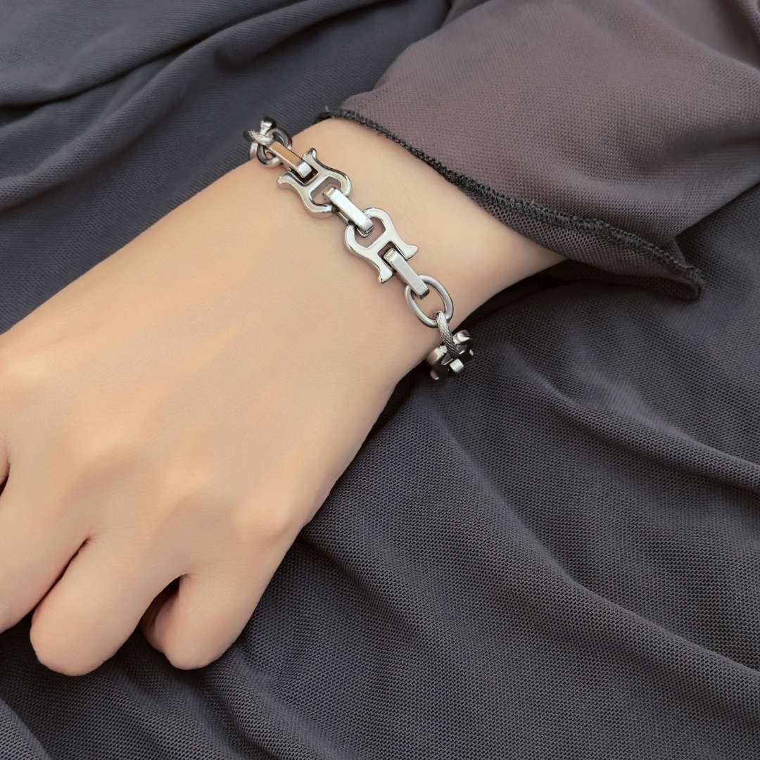 Christina Belt Chain Bracelet - Silver - BLFX
