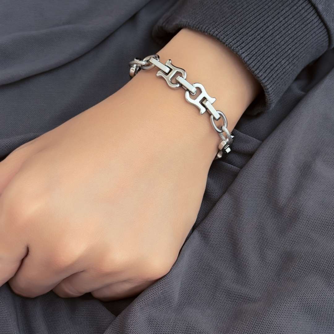 Christina Belt Chain Bracelet - Silver - BLFX