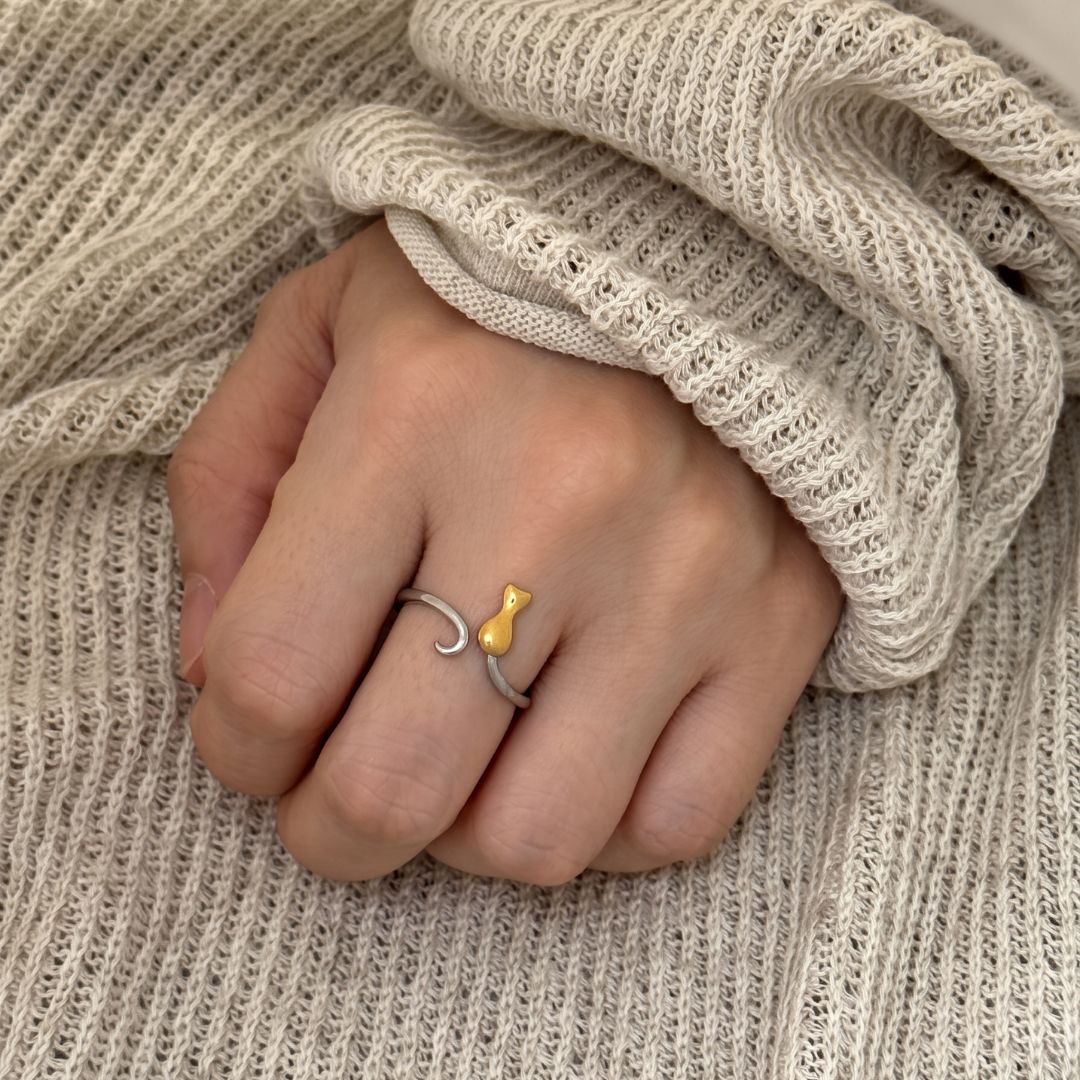 Cyndi Cat Duo Tone Ring