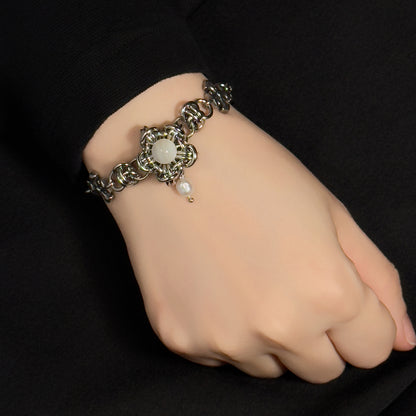 Dell Chainmail Shell Flower Bracelet