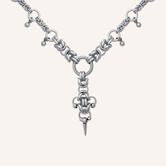 Dillion Chainmail Clover Pointy Necklace - Silver