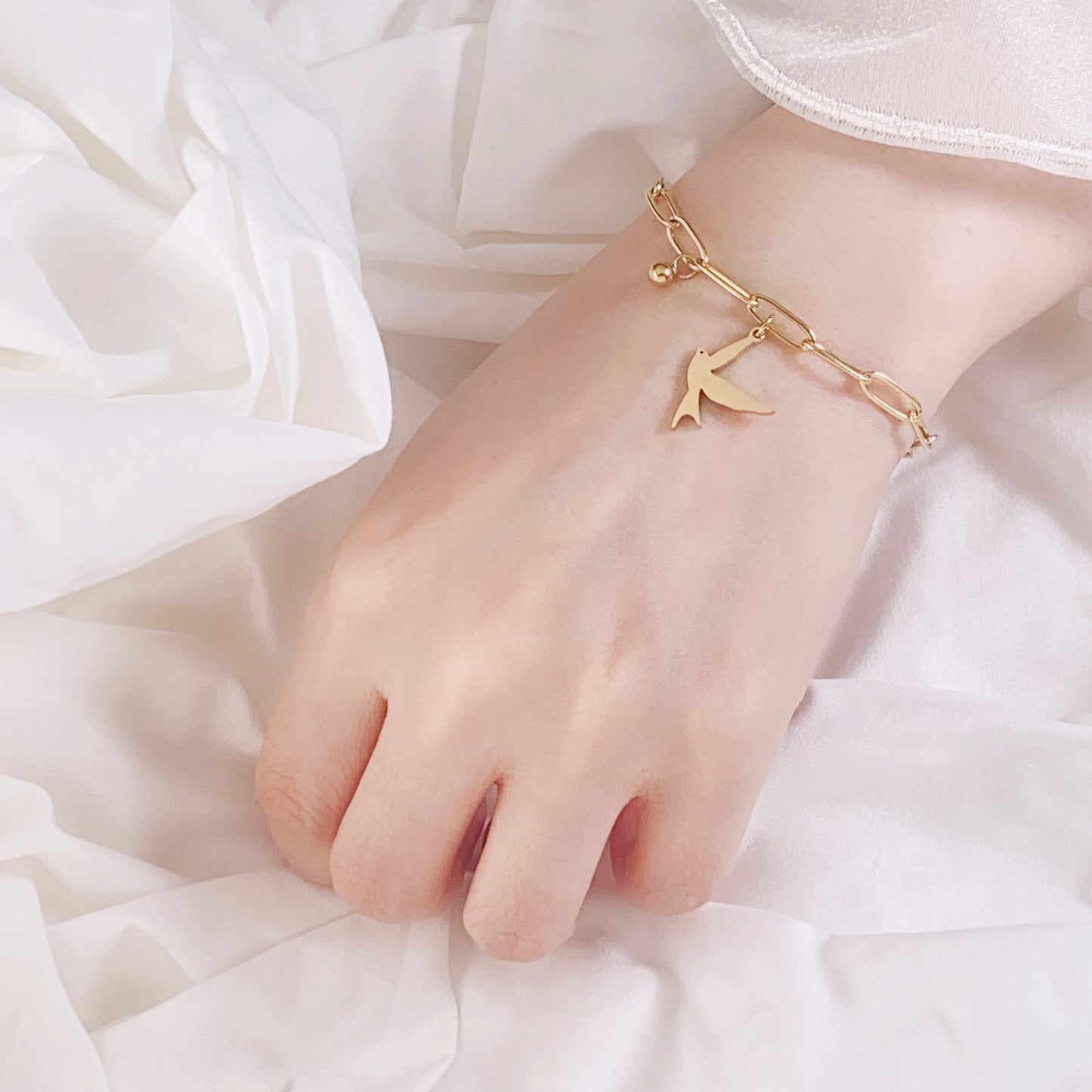 Dove Drop Chain Bracelet - Gold