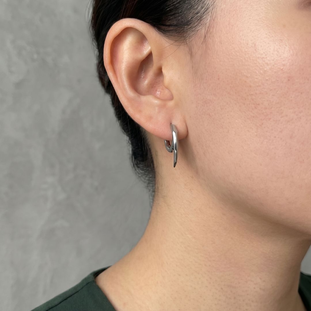 Etonic Pointy Hoop Earring - Single - BLFX