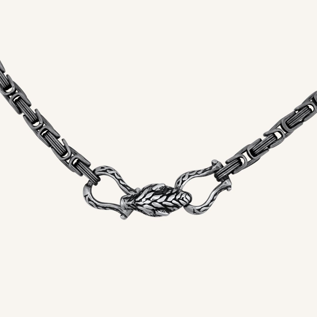 Galin Hero Wolf Chain Bracelet (Smoke)