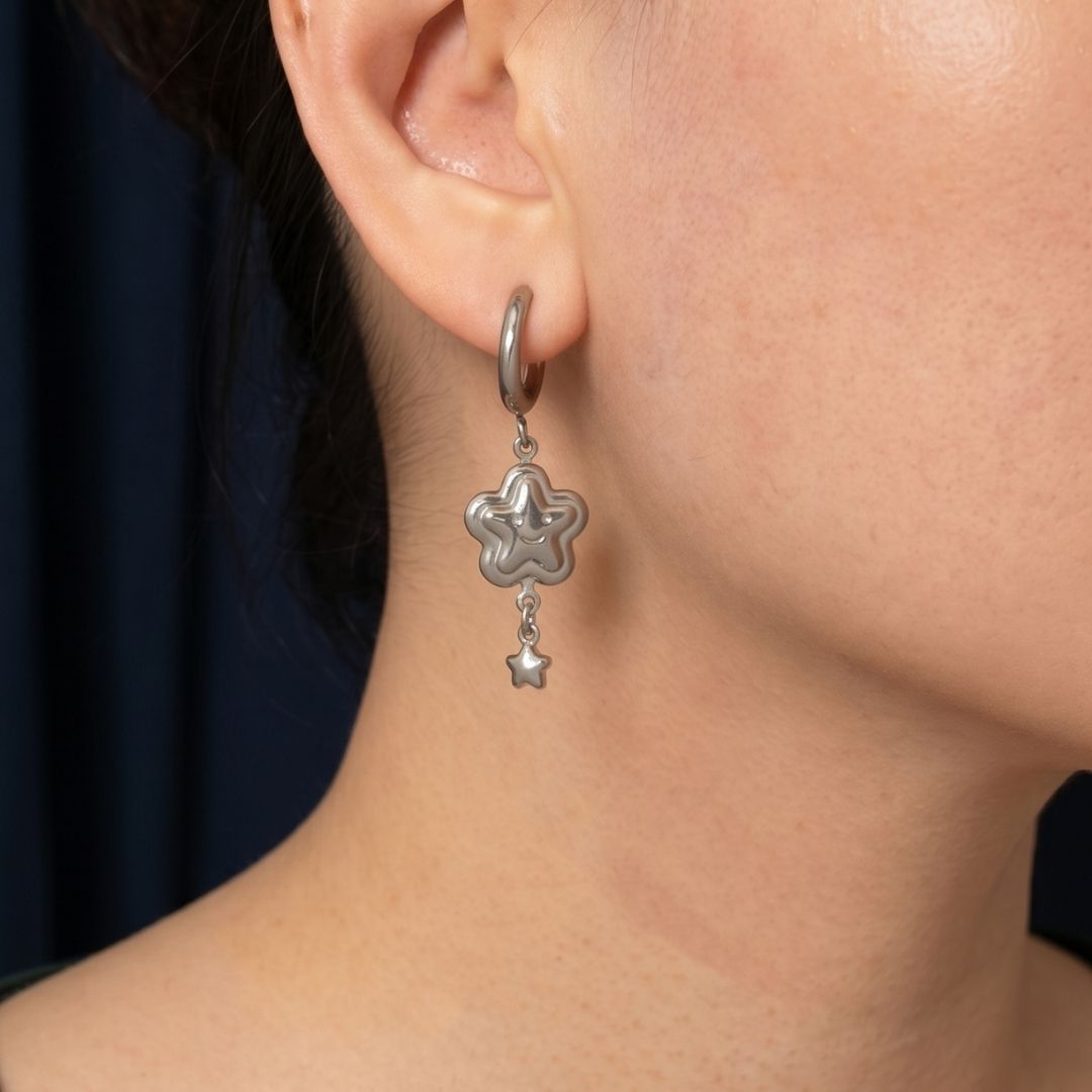 Gian Smiley Star Hoop Earring (Silver) - BLFX