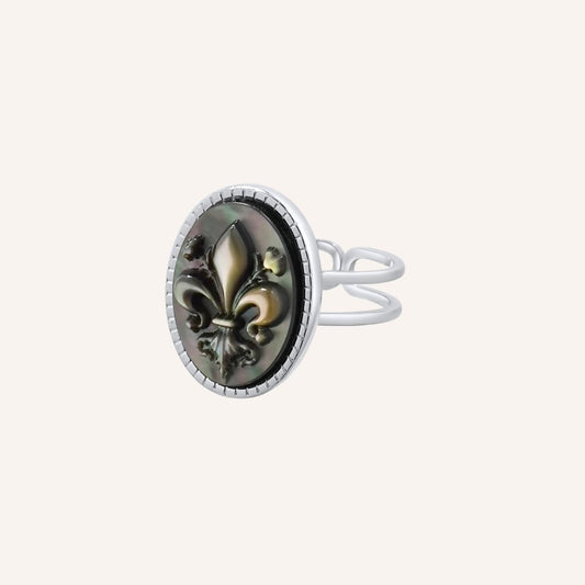 Ginzo Black Shell Ring (Fleur de Lis) - BLFX