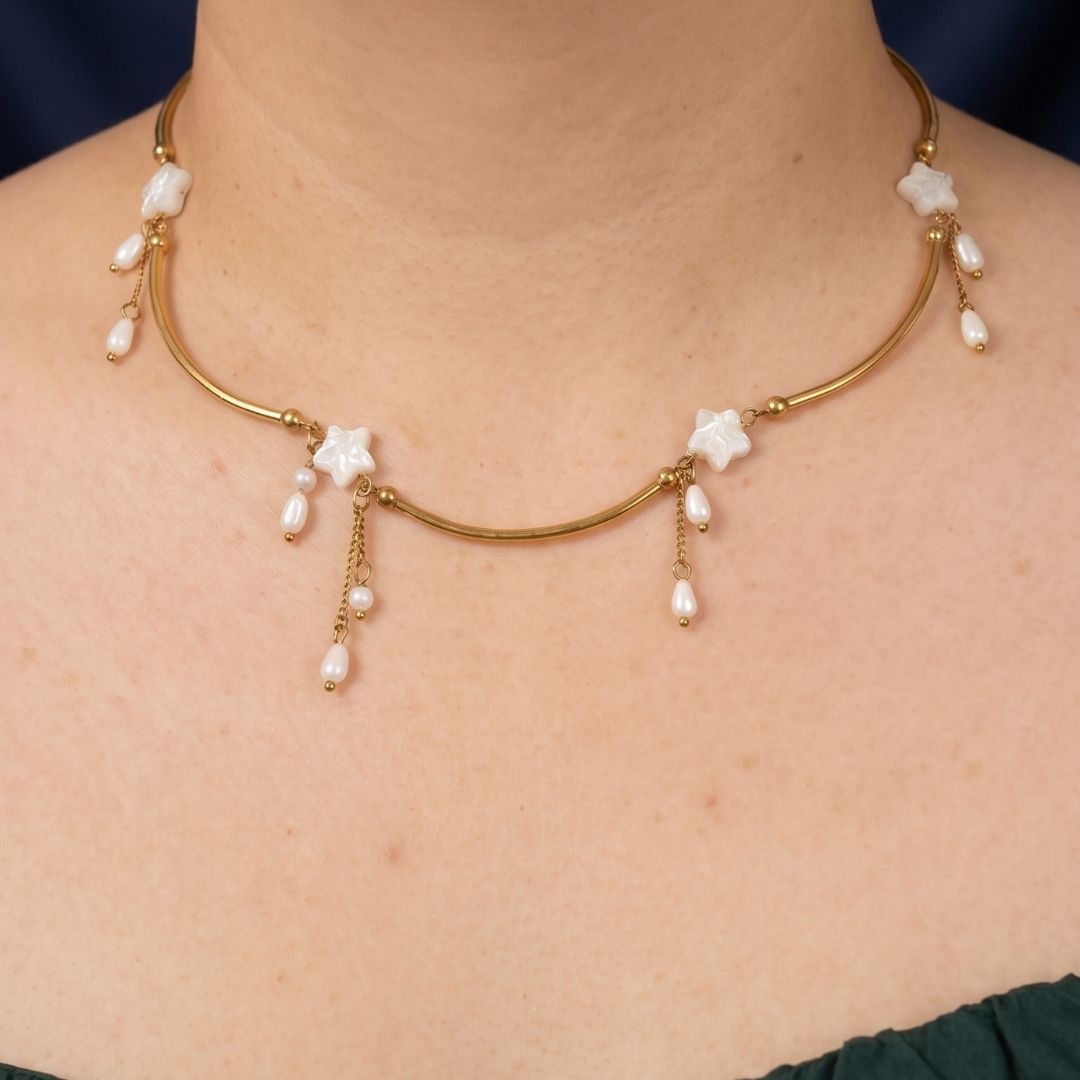 Hikaru Shell Star Scallop Necklace (Gold)