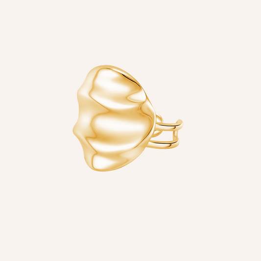 Juno Ripple Textured Circle Ring - Gold