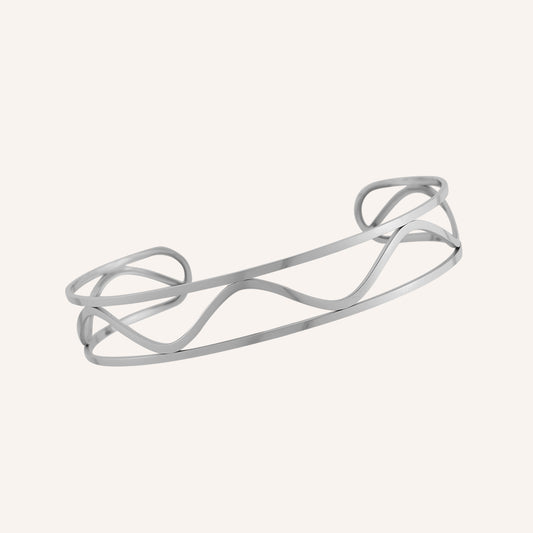 Lottie Wave Arm Cuff - Silver