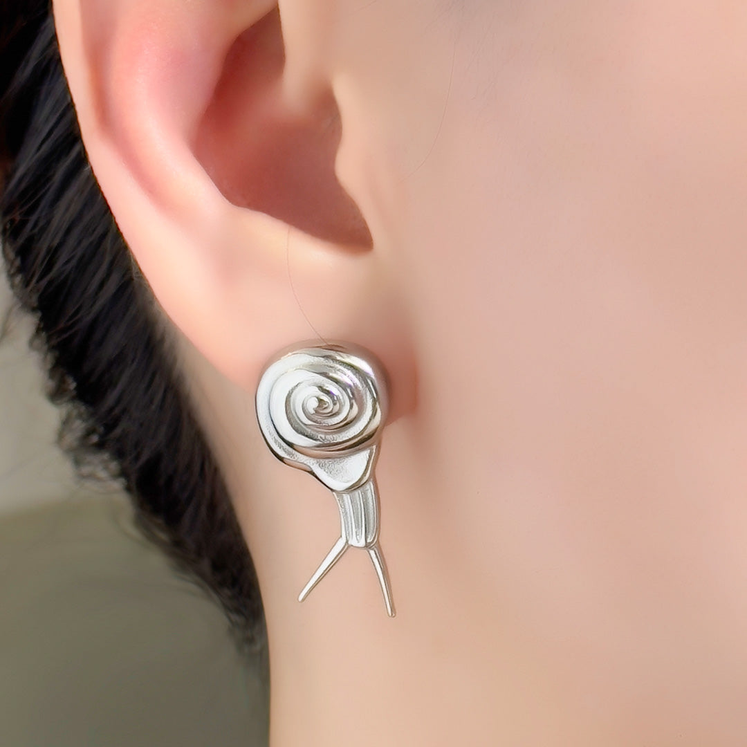 Macsen Snail Ear Stud - Silver
