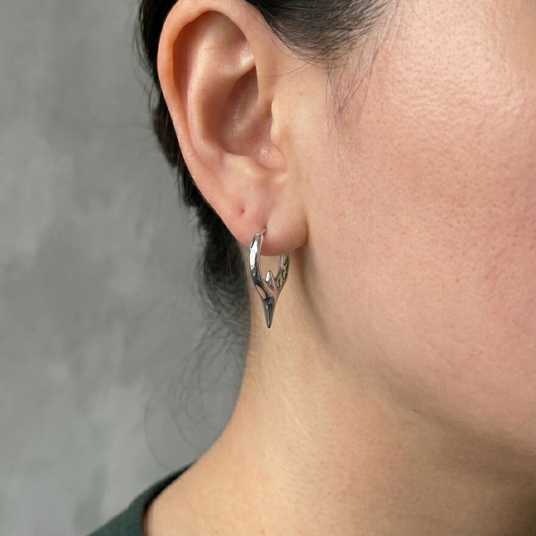 Nirvana Pointy Hoop Earring - Single