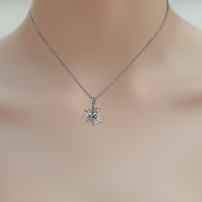 Norah Sun Necklace - Silver