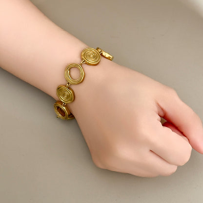 Nyara Spiral Circle Bracelet - Gold