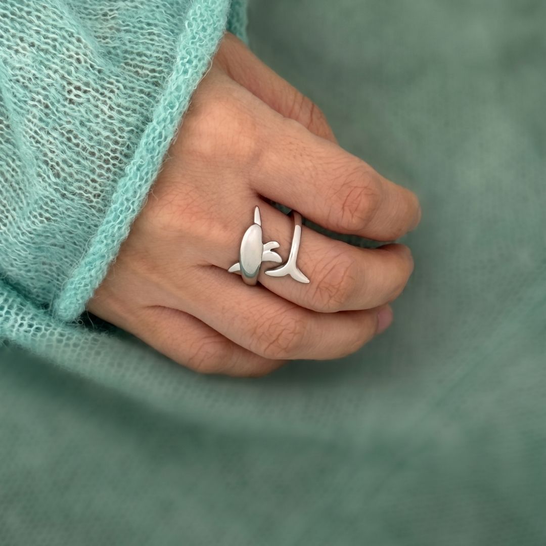 Valac Dolphin Ring (Silver)