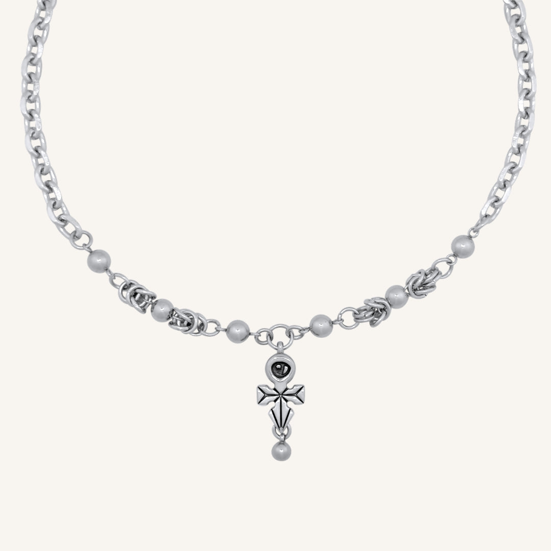 Vyn Chainmail Necklace